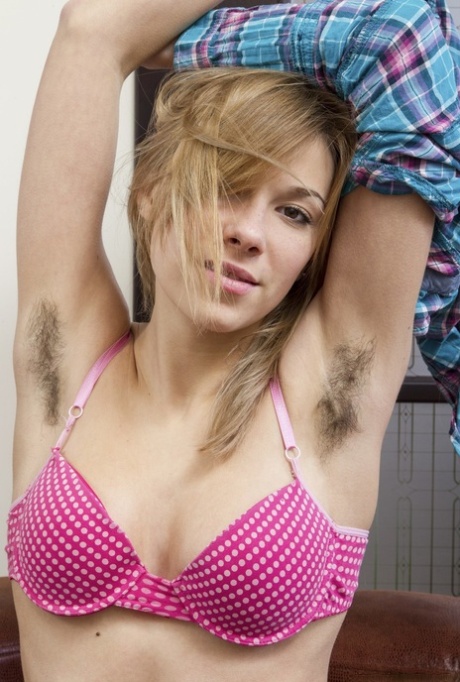 Hot Alisia removes jeans and pink sexy panties to reveal her very hairy bush 20049553